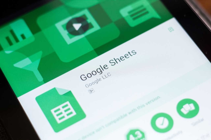The use of Google Sheets, the alternative tool besides Excel for time tracking.