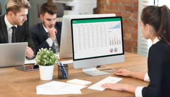 A equipa testa uma alternativa ao modelo Excel gratuito para o planeamento do pessoal.